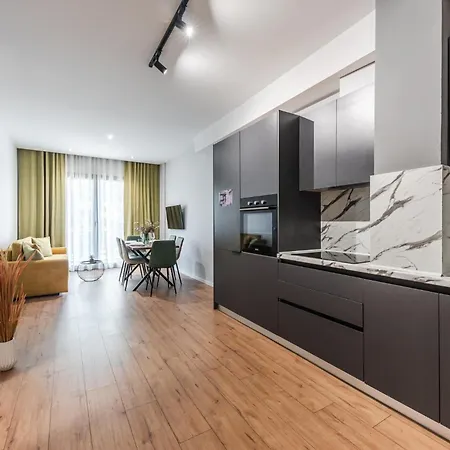 Modern * Durrës